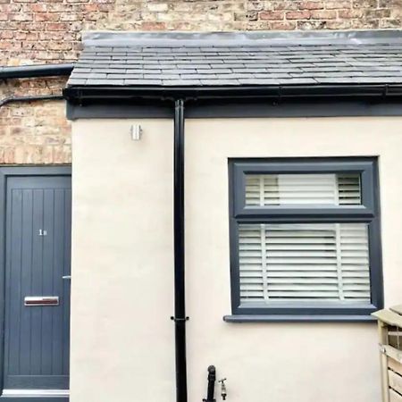Вилла Townhouse With Private Parking Йорк Экстерьер фото